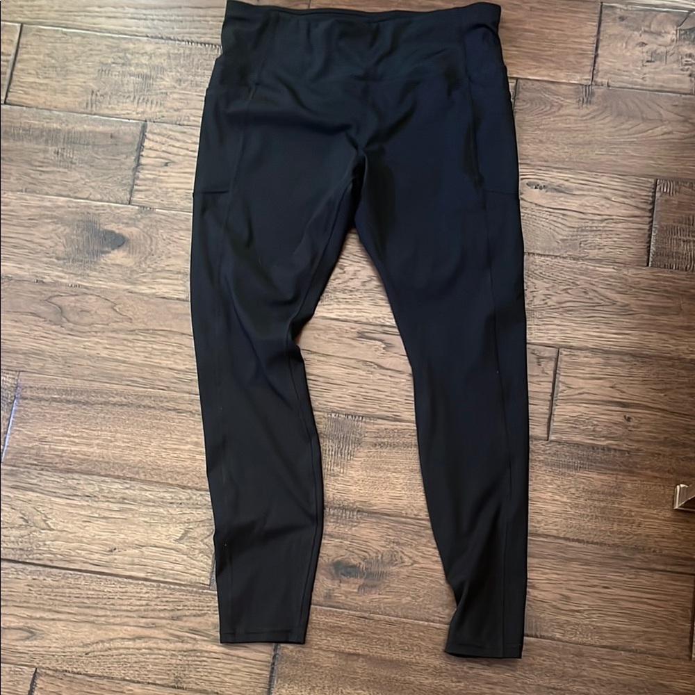 Black High-Waisted Leggings L Avis